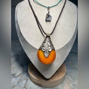2-Piece Set Elegant Silver and Orange Pendant Necklace & Druzy Stone Necklace
